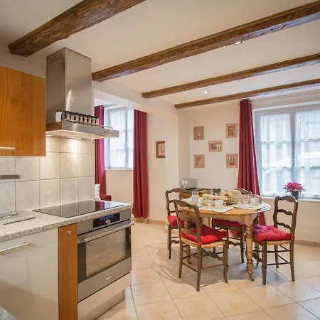 **** Des Bains Lejlighed *