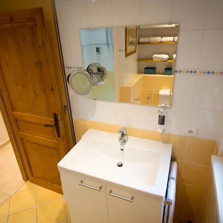 **** Des Bains * Estrasburgo